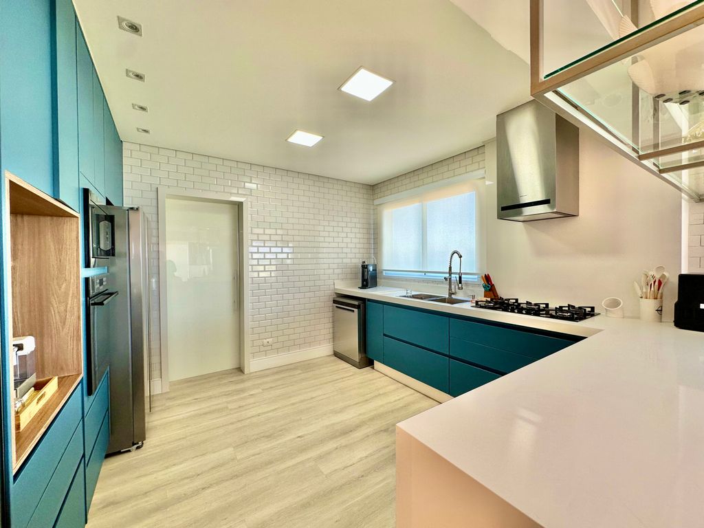 Apartamento Alto Padrão  3 Suítes- Varanda Gourmet-2 Quadras da Praia da Enseada em Enseada, Guarujá — foto 13