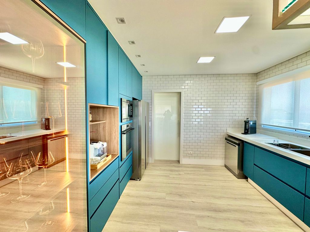 Apartamento Alto Padrão  3 Suítes- Varanda Gourmet-2 Quadras da Praia da Enseada em Enseada, Guarujá — foto 15