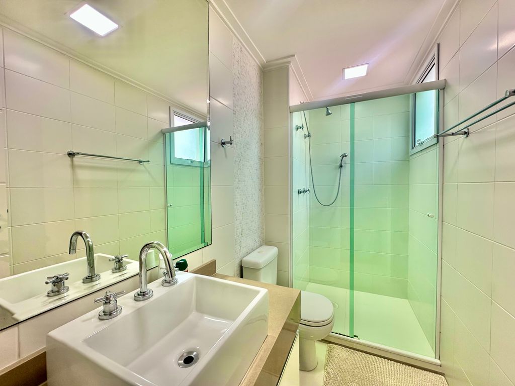 APARTAMENTO ALTO PADRÃO REFORMADO À VENDA NA PRAIA DAS ASTÚRIAS - LAZER COMPLETO em Jardim Astúrias, Guarujá — foto 28