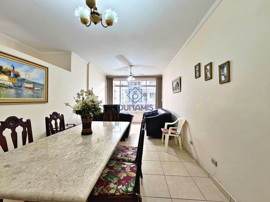 APARTAMENTO CONSERVADO A UMA QUADRA DA AVENIDA PUGLISI COM 3 QUARTOS E VAGA em Pitangueiras, Guarujá — foto 4