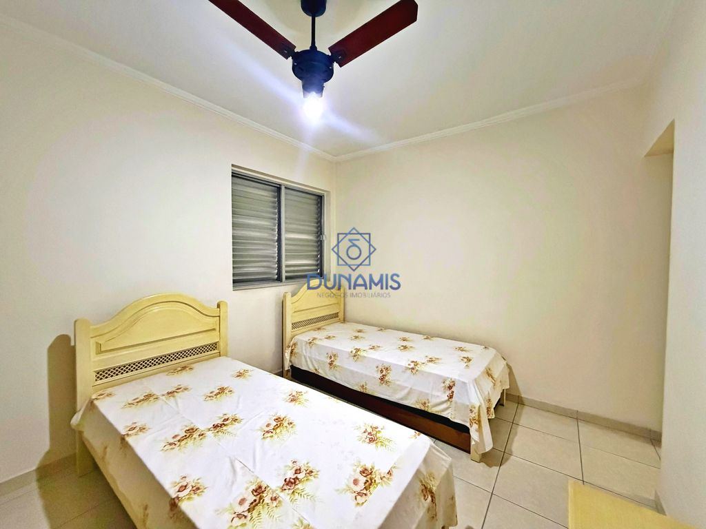 APARTAMENTO CONSERVADO A UMA QUADRA DA AVENIDA PUGLISI COM 3 QUARTOS E VAGA em Pitangueiras, Guarujá — foto 19