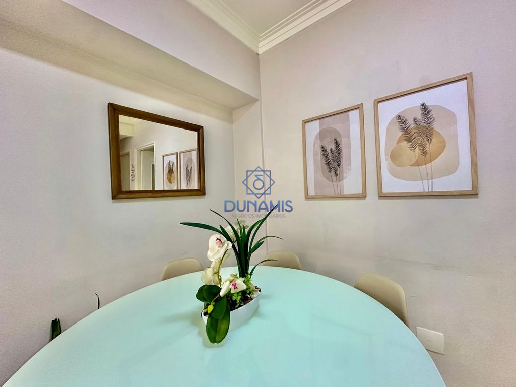 EXCELENTE APARTAMENTO REFORMADO NA QUADRA DA PRAIA  À VENDA NA PRAIA DA ENSEADA em Enseada, Guarujá — foto 9