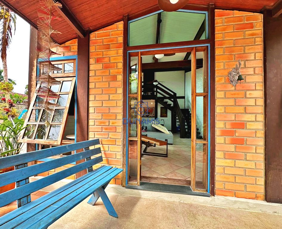 *** CASA ESPETACULAR À UMA QUADRA DA PRAIA DA ENSEADA -  6 SUITES - 650 METROS * em Enseada, Guarujá — foto 18