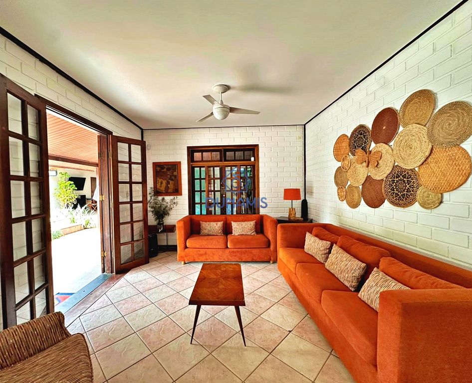 *** CASA ESPETACULAR À UMA QUADRA DA PRAIA DA ENSEADA -  6 SUITES - 650 METROS * em Enseada, Guarujá — foto 35