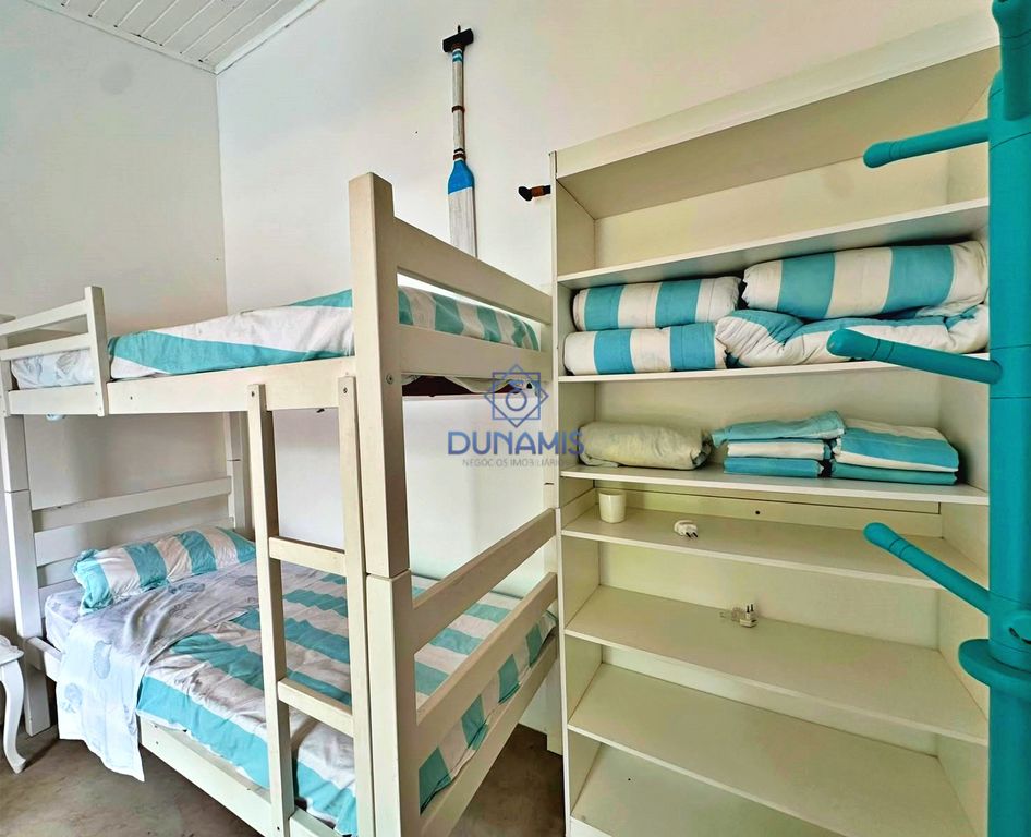 *** CASA ESPETACULAR À UMA QUADRA DA PRAIA DA ENSEADA -  6 SUITES - 650 METROS * em Enseada, Guarujá — foto 30