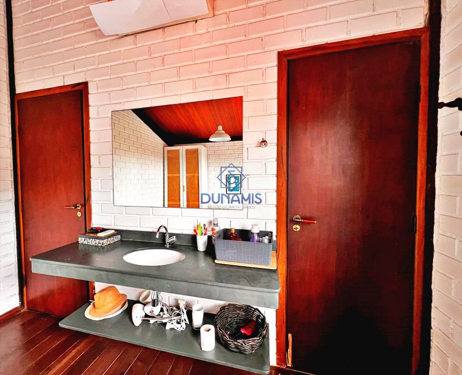 *** CASA ESPETACULAR À UMA QUADRA DA PRAIA DA ENSEADA -  6 SUITES - 650 METROS * em Enseada, Guarujá — foto 74