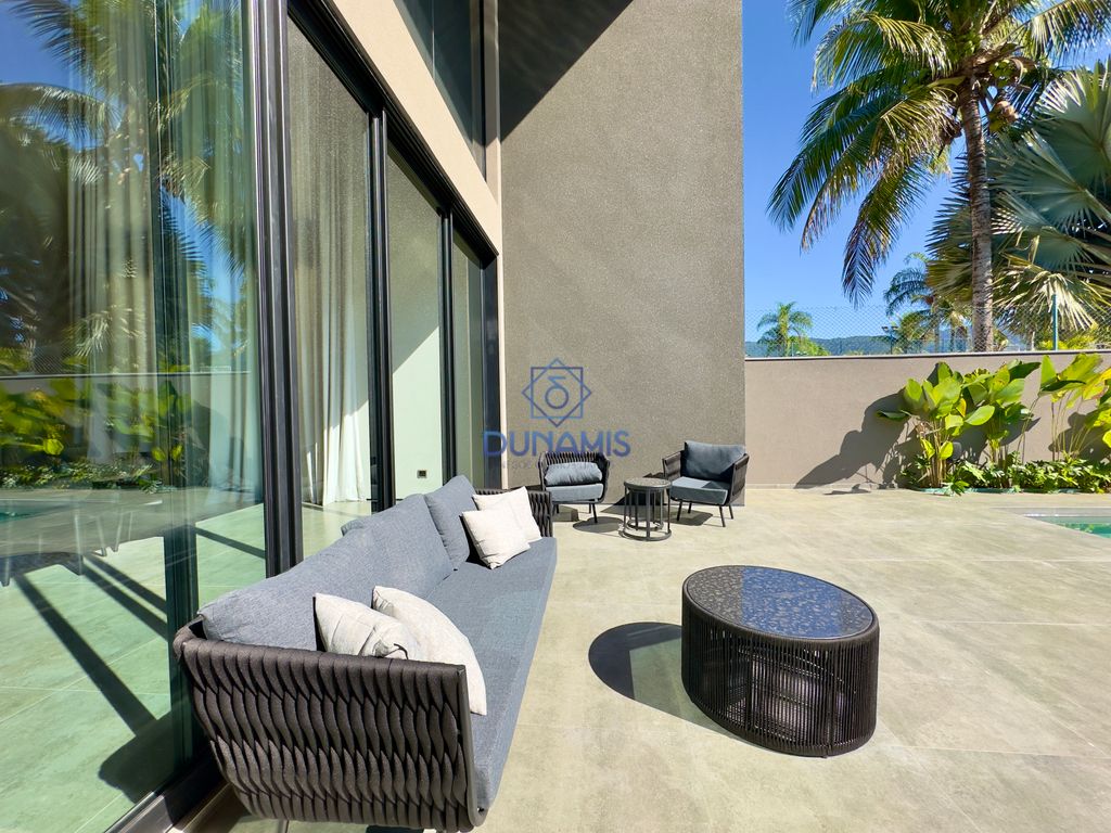 Belíssima Casa à venda no Guarujá - Condomínio Jardim Acapulco. em Jardim Acapulco, Guarujá — foto 26