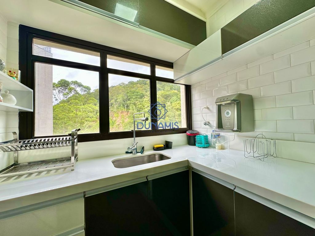 APARTAMENTO  REFORMADO À VENDA NA PRAIA DA ENSEADA em Enseada, Guarujá — foto 6