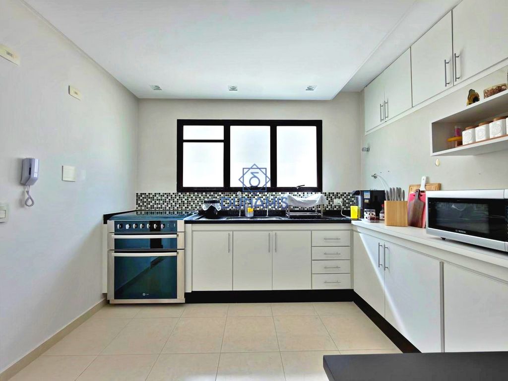APARTAMENTO REFORMADO COM 2 VAGAS E LAZER COMPLETO NA PRAIA DE PITANGUEIRAS em Pitangueiras, Guarujá — foto 33