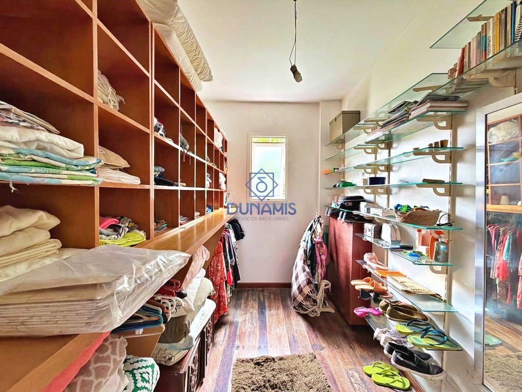 CASA AMPLA NO BAIRRO GUAIUBA em Jardim Guaiuba, Guarujá — foto 31