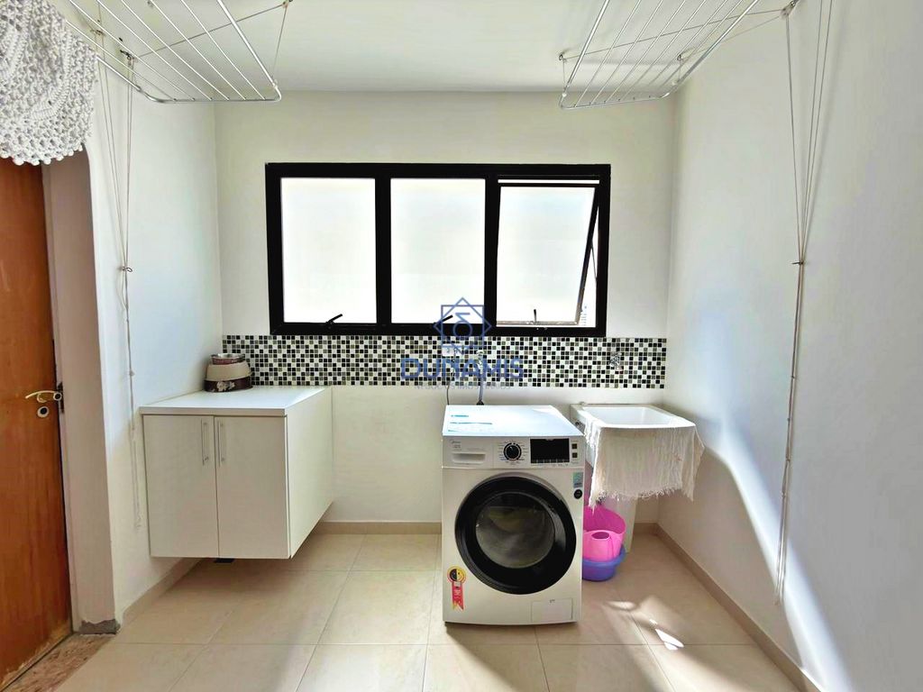 APARTAMENTO REFORMADO COM 2 VAGAS E LAZER COMPLETO NA PRAIA DE PITANGUEIRAS em Pitangueiras, Guarujá — foto 39