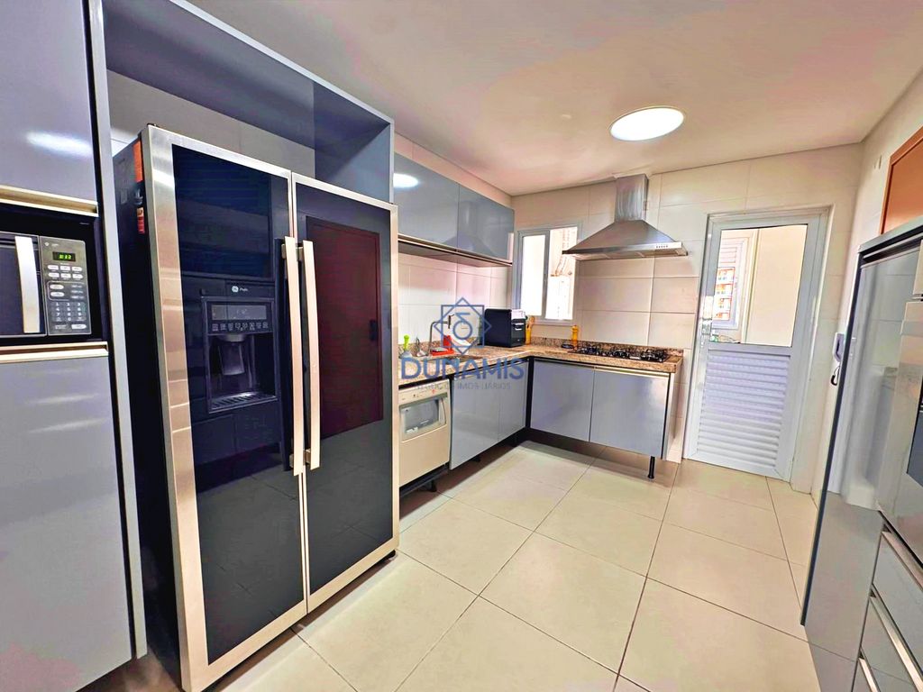 LINDO APARTAMENTO À VENDA NA PRAIA DAS PITANGUEIRAS-COM LAZER COMPLETO em Pitangueiras, Guarujá — foto 30