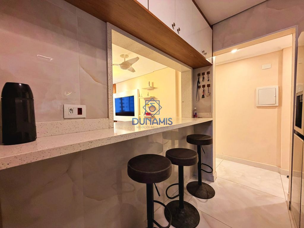 APARTAMENTO REFORMADO COM VISTA PARA O MAR - REGIÃO DO RESTAURANTE AVELINOS em Pitangueiras, Guarujá — foto 23