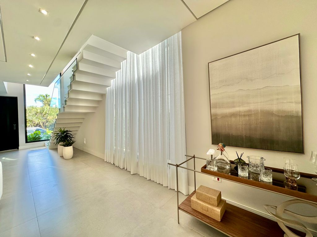 Casa Alto Padrão Novíssima e Moderna no condomínio Jardim Acapulco Guarujá em Jardim Acapulco, Guarujá — foto 15