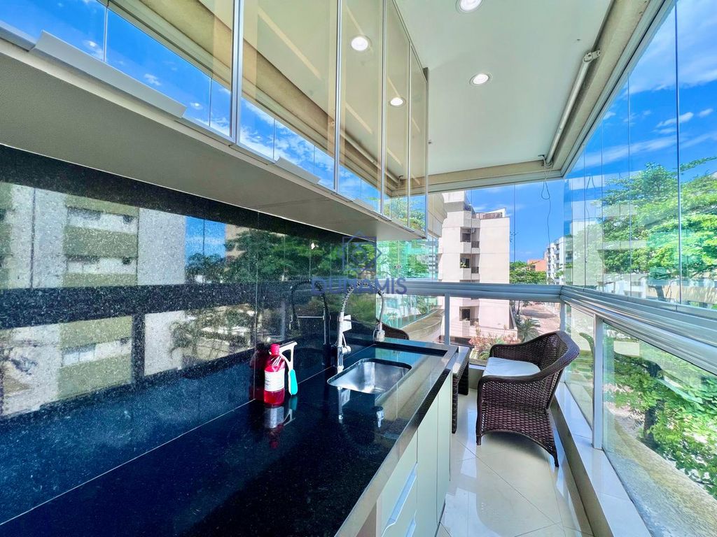 *** APARTAMENTO À VENDA À 1 QUADRA DA PRAIA DE ENSEADA - LAZER COMPLETO  **** em Enseada, Guarujá — foto 2