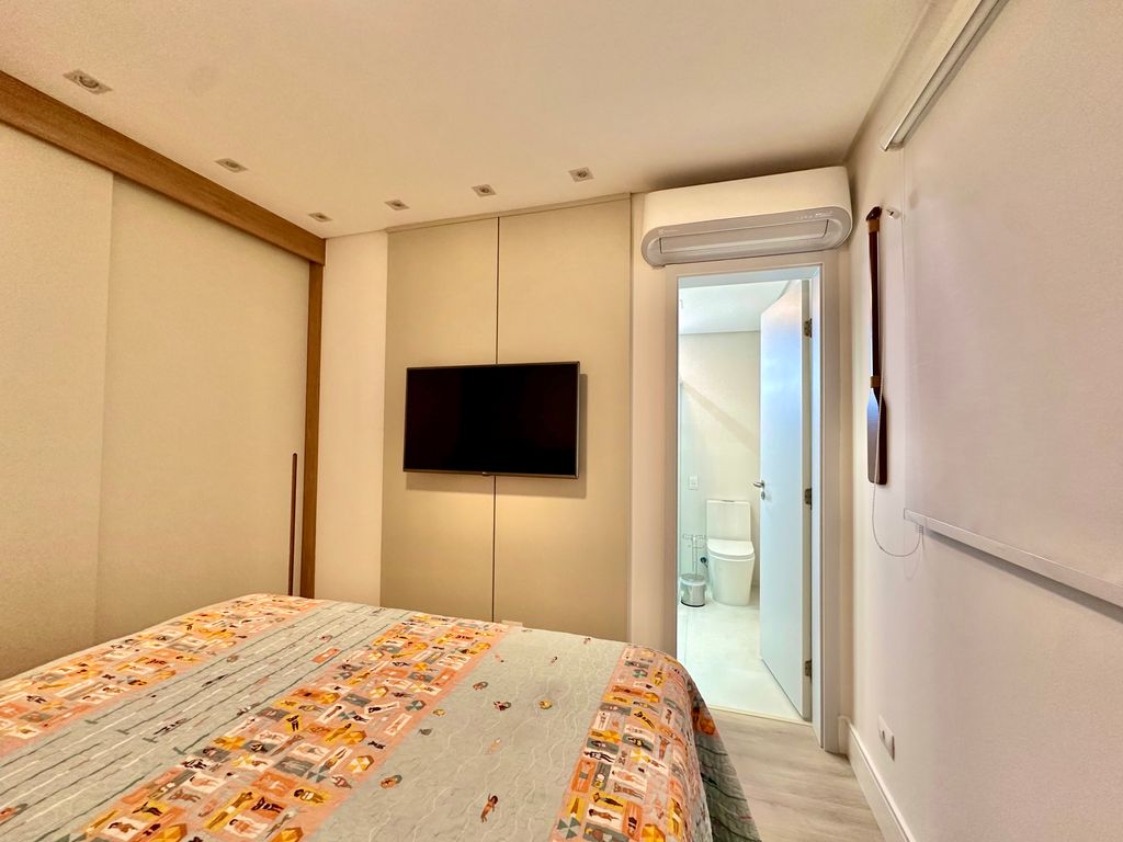 Apartamento Alto Padrão  3 Suítes- Varanda Gourmet-2 Quadras da Praia da Enseada em Enseada, Guarujá — foto 29