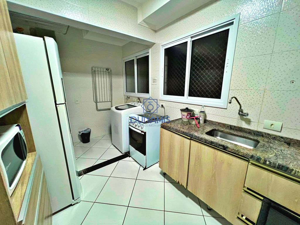 APARTAMENTO A VENDA UMA QUADRA DA PRAIA EM PITANGUEIRAS  COM 02 VAGAS DE GARAGEM em Pitangueiras, Guarujá — foto 9