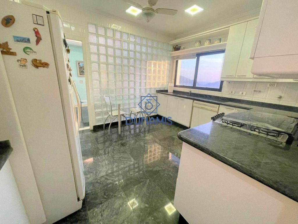 Apartamento à Venda em Jardim Astúrias, Guarujá - SP em Jardim Astúrias, Guarujá — foto 19