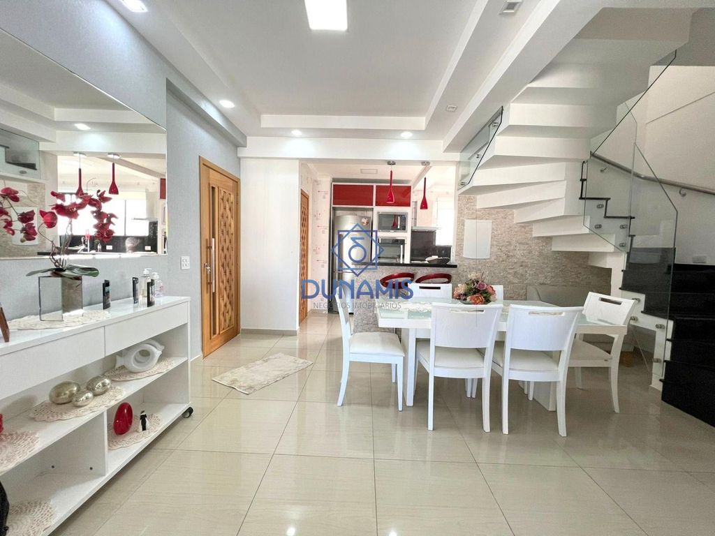 Cobertura à Venda em Pitangueiras, Guarujá - SP em Pitangueiras, Guarujá — foto 3