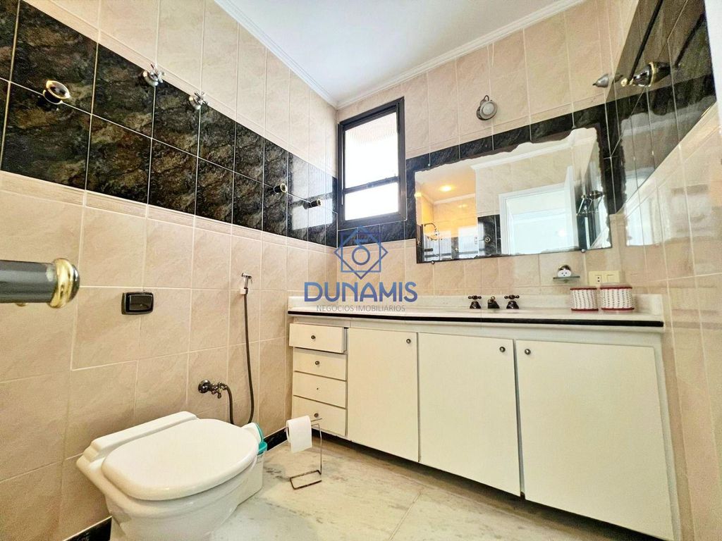 Apartamento à Venda em Pitangueiras, Guarujá - SP em Pitangueiras, Guarujá — foto 17