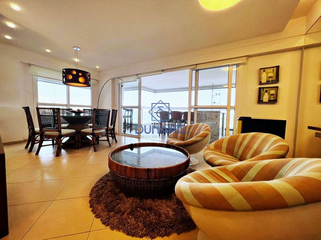 Apartamento à Venda em Pitangueiras, Guarujá - SP em Pitangueiras, Guarujá — foto 5