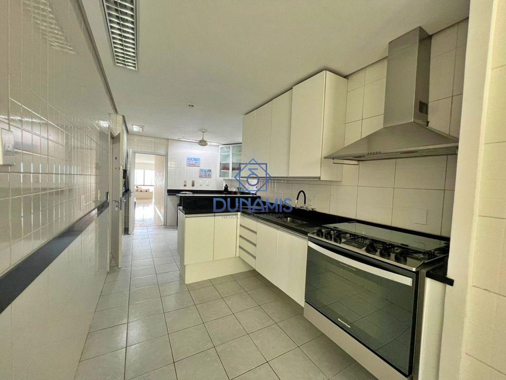 APARTAMENTO ALTO PADRÃO NA PRAIA  PITANGUEIRAS 2 VAGAS DE GARAGEM LAZER COMPLETO em Morro do Maluf, Guarujá — foto 29