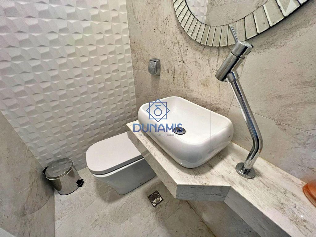 APARTAMENTO ALTO PADRÃO NA PITANGUEIRAS FRENTE MAR 2 VAGAS DE GARAGEM E LAZER em Morro do Maluf, Guarujá — foto 11