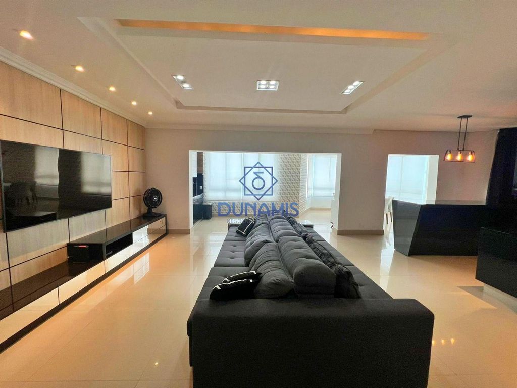 APARTAMENTO ALTO PADRÃO NA PITANGUEIRAS FRENTE MAR 2 VAGAS DE GARAGEM E LAZER em Morro do Maluf, Guarujá — foto 2