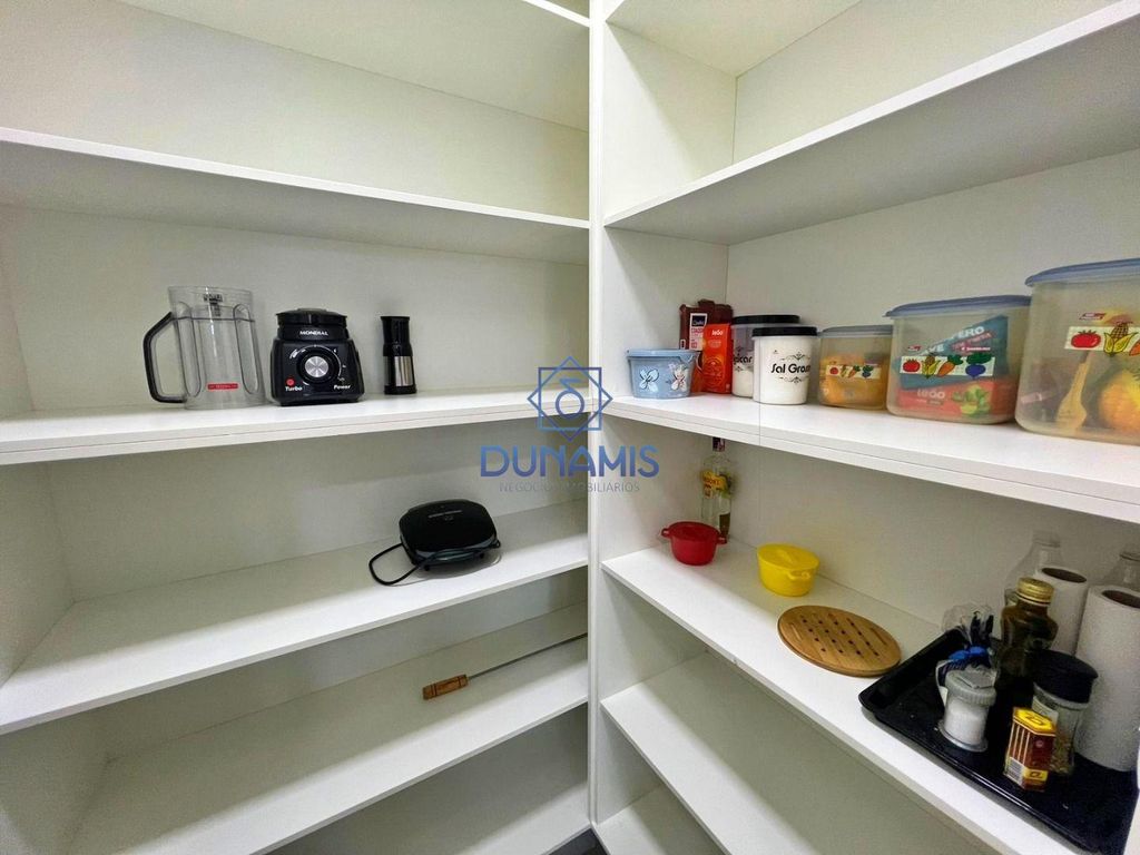APARTAMENTO ALTO PADRÃO NA PITANGUEIRAS FRENTE MAR 2 VAGAS DE GARAGEM E LAZER em Morro do Maluf, Guarujá — foto 24