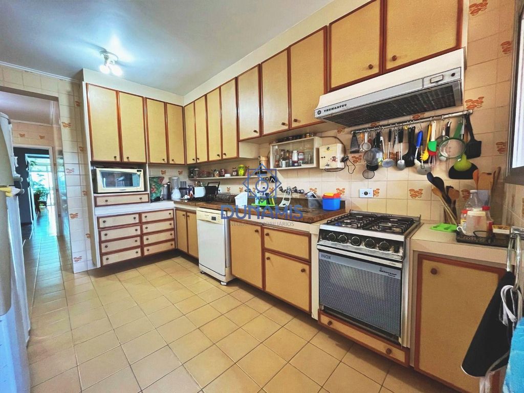 Apartamento à Venda em Vila Luis Antônio, Guarujá - SP em Vila Luis Antônio, Guarujá — foto 26