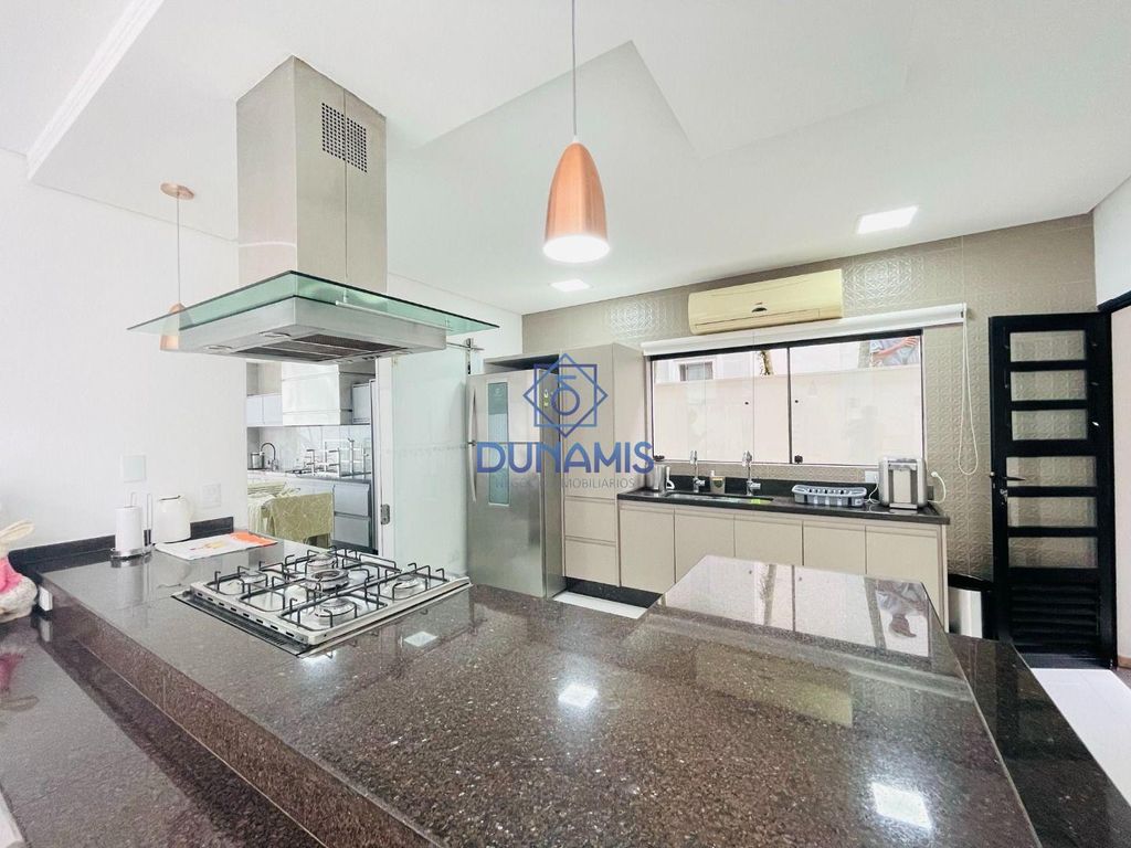 Belíssima Casa à venda no condomínio Jardim Acapulco, Guarujá. em Acapulco, Guarujá — foto 16