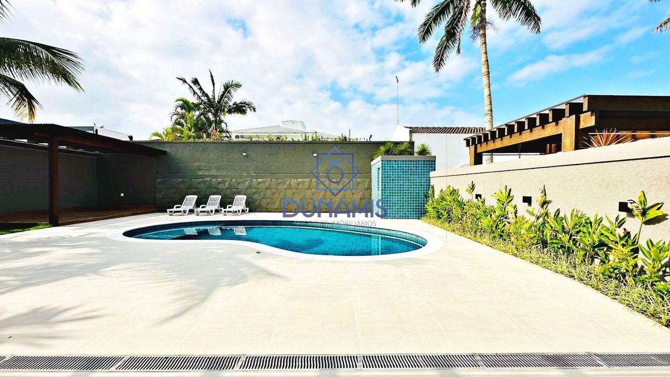 Belíssima Casa à venda no condomínio Jardim Acapulco, Guarujá. em Acapulco, Guarujá — foto 4