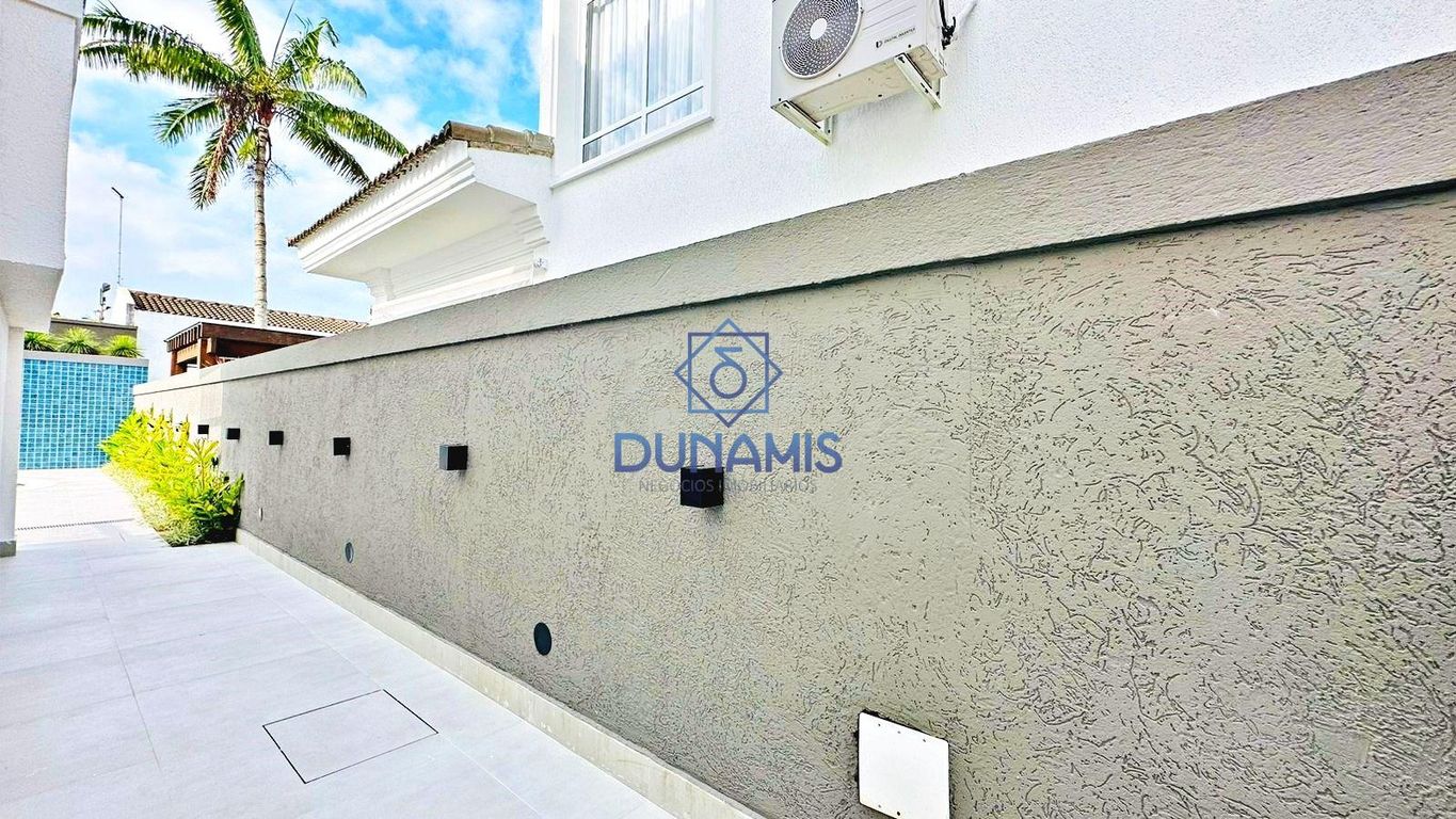 Belíssima Casa à venda no condomínio Jardim Acapulco, Guarujá. em Acapulco, Guarujá — foto 28