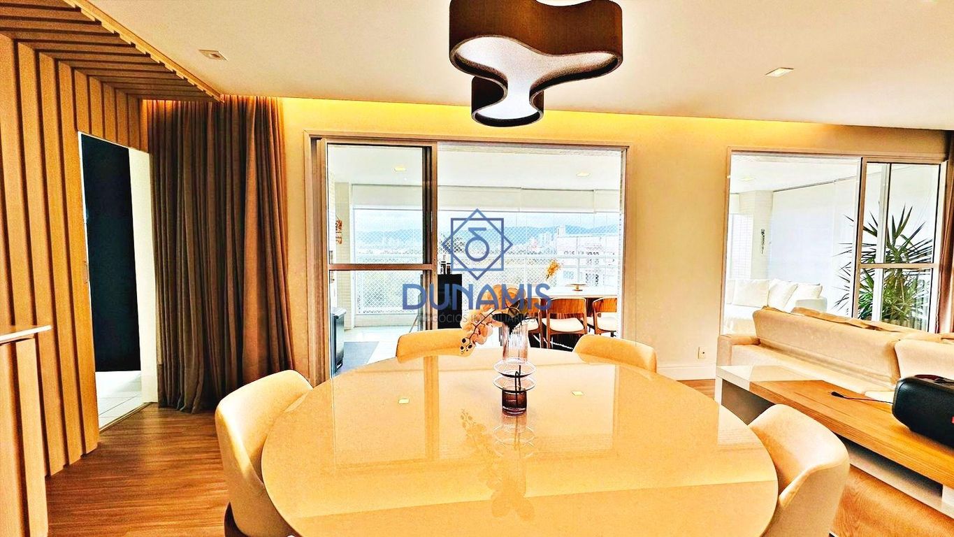Maravilhoso Apartamento na Praia da Enseada-  vista para o mar e montanha. em Enseada, Guarujá — foto 2