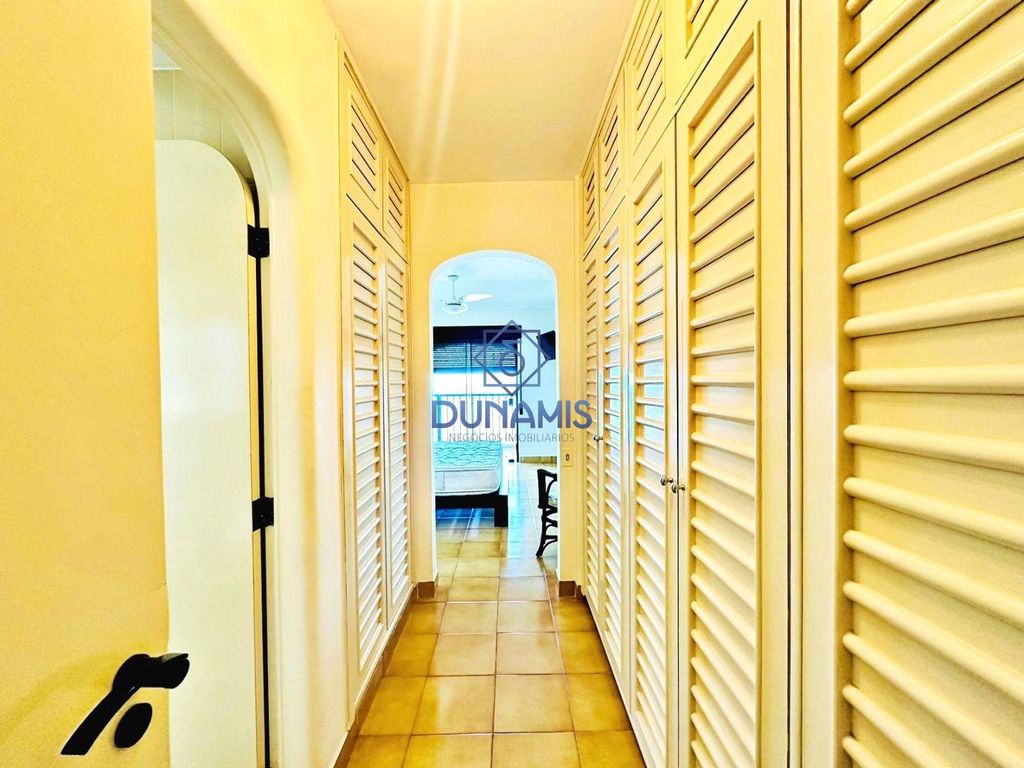 EXCELENTE APARTAMENTO À VENDA NA REGIÃO NOBRE DE PITANGUEIRAS -  COM VISTA MAR em Pitangueiras, Guarujá — foto 35