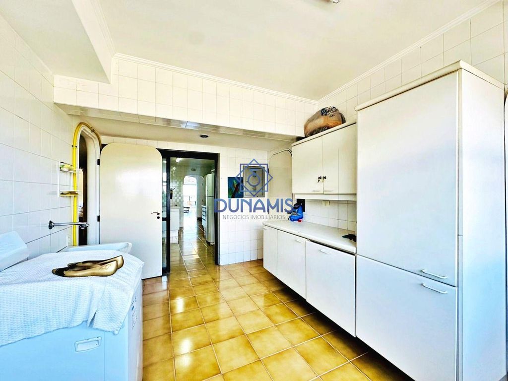 EXCELENTE APARTAMENTO À VENDA NA REGIÃO NOBRE DE PITANGUEIRAS -  COM VISTA MAR em Pitangueiras, Guarujá — foto 39
