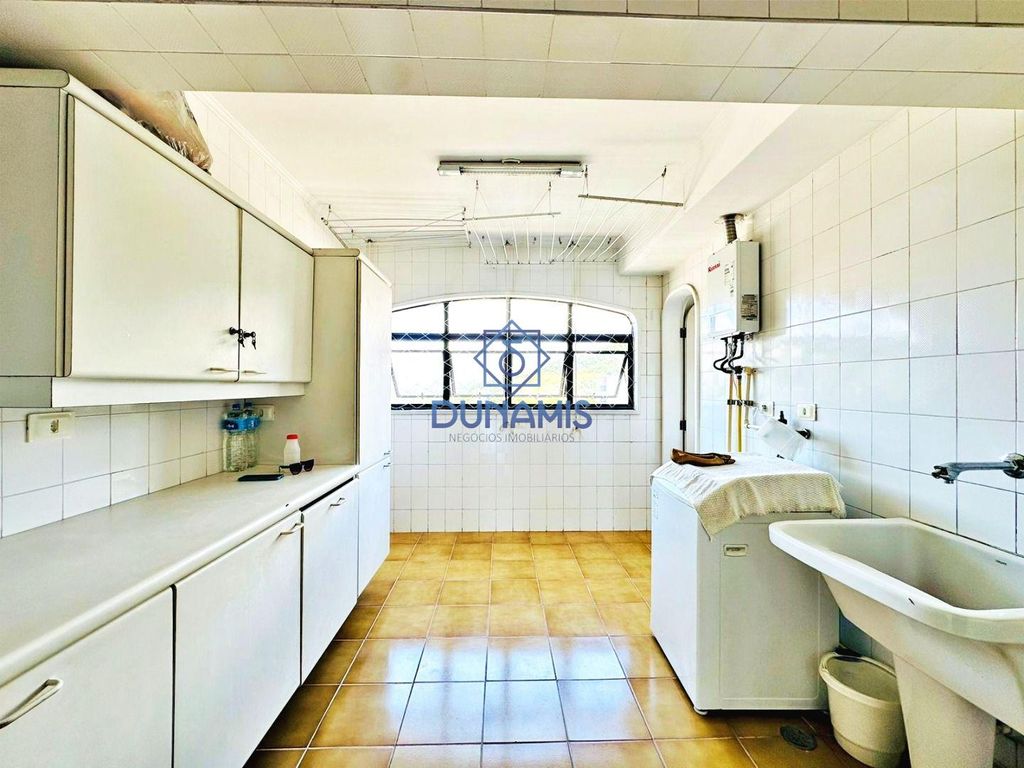 EXCELENTE APARTAMENTO À VENDA NA REGIÃO NOBRE DE PITANGUEIRAS -  COM VISTA MAR em Pitangueiras, Guarujá — foto 38