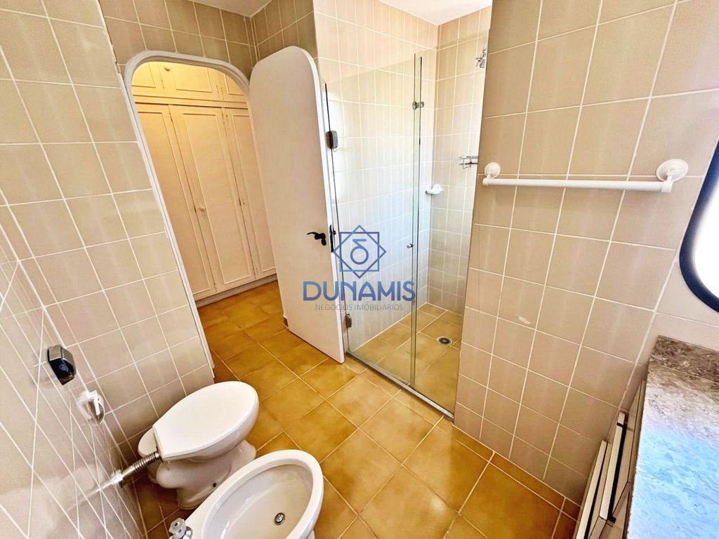 EXCELENTE APARTAMENTO À VENDA NA PRAIA DE PITANGUEIRAS - COM VISTA MAR em Pitangueiras, Guarujá — foto 33