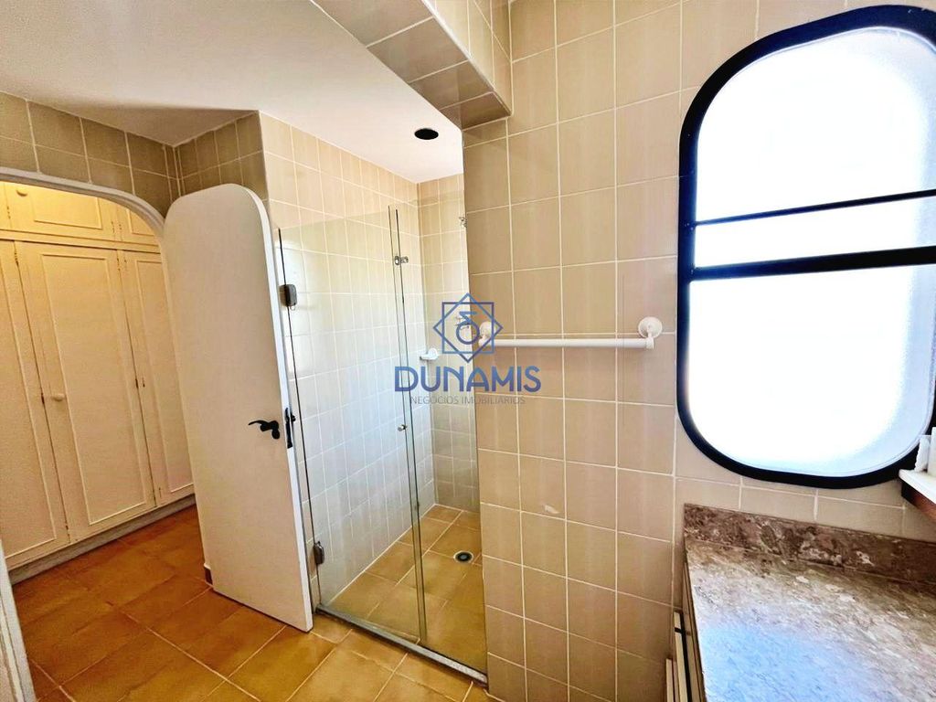 EXCELENTE APARTAMENTO À VENDA NA PRAIA DE PITANGUEIRAS - COM VISTA MAR em Pitangueiras, Guarujá — foto 35