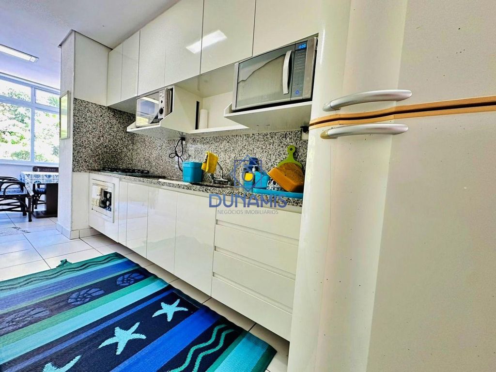 ** APARTAMENTO PÉ NA AREIA A VENDA NA PRAIA DAS PITANGUEIRAS ** em Jardim Astúrias, Guarujá — foto 22