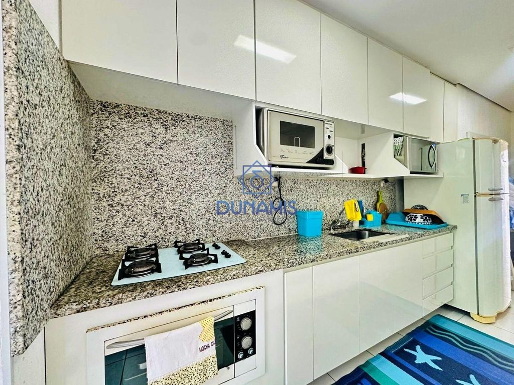 ** APARTAMENTO PÉ NA AREIA A VENDA NA PRAIA DAS PITANGUEIRAS ** em Jardim Astúrias, Guarujá — foto 24