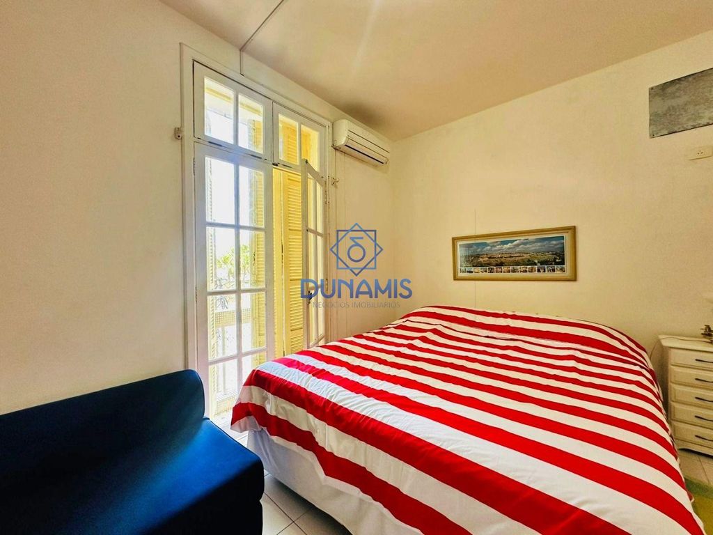 ** APARTAMENTO PÉ NA AREIA A VENDA NA PRAIA DAS PITANGUEIRAS ** em Jardim Astúrias, Guarujá — foto 28