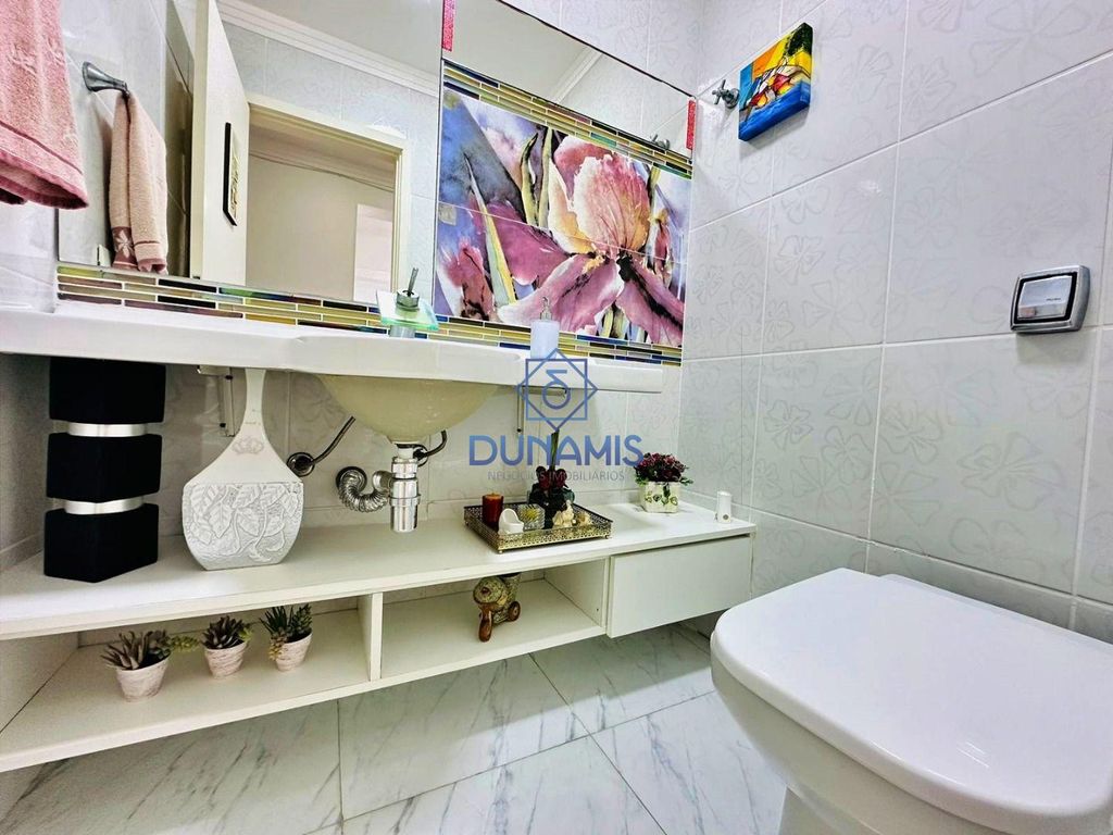 LINDO APARTAMENTO À VENDA NA PRAIA DE PITANGUEIRAS - FRENTE TOTAL REGIÃO CENTRAL em Pitangueiras, Guarujá — foto 20