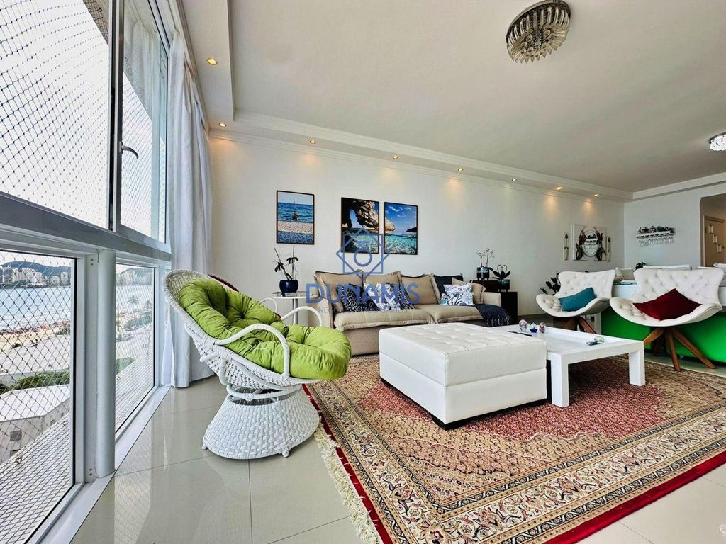LINDO APARTAMENTO À VENDA NA PRAIA DE PITANGUEIRAS - FRENTE TOTAL REGIÃO CENTRAL em Pitangueiras, Guarujá — foto 8