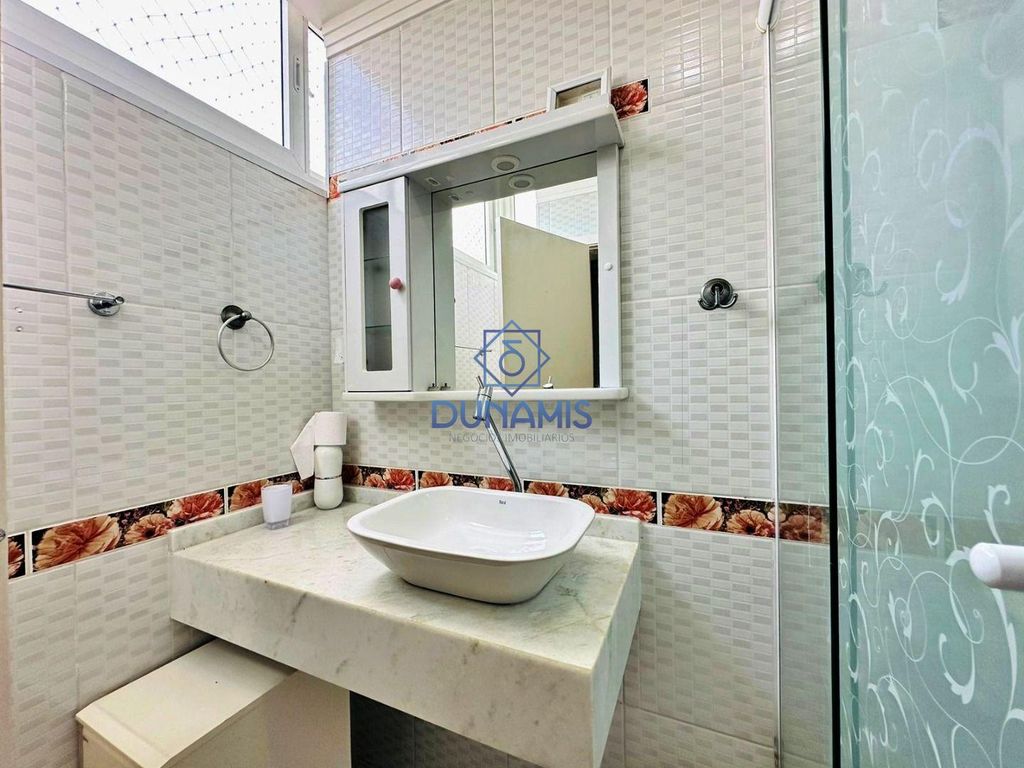 LINDO APARTAMENTO À VENDA NA PRAIA DE PITANGUEIRAS - FRENTE TOTAL REGIÃO CENTRAL em Pitangueiras, Guarujá — foto 33