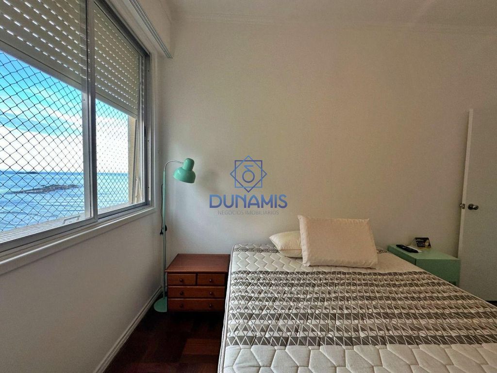 APARTAMENTO À VENDA NA PRAIA DAS PITANGUEIRAS - FRENTE TOTAL PARA O MAR em Pitangueiras, Guarujá — foto 35