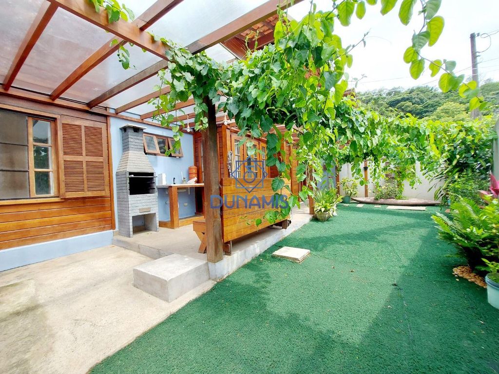 Casa luxuosa com localização privilegiada à venda no Jardim Guaiuba em Jardim Guaiuba, Guarujá — foto 2