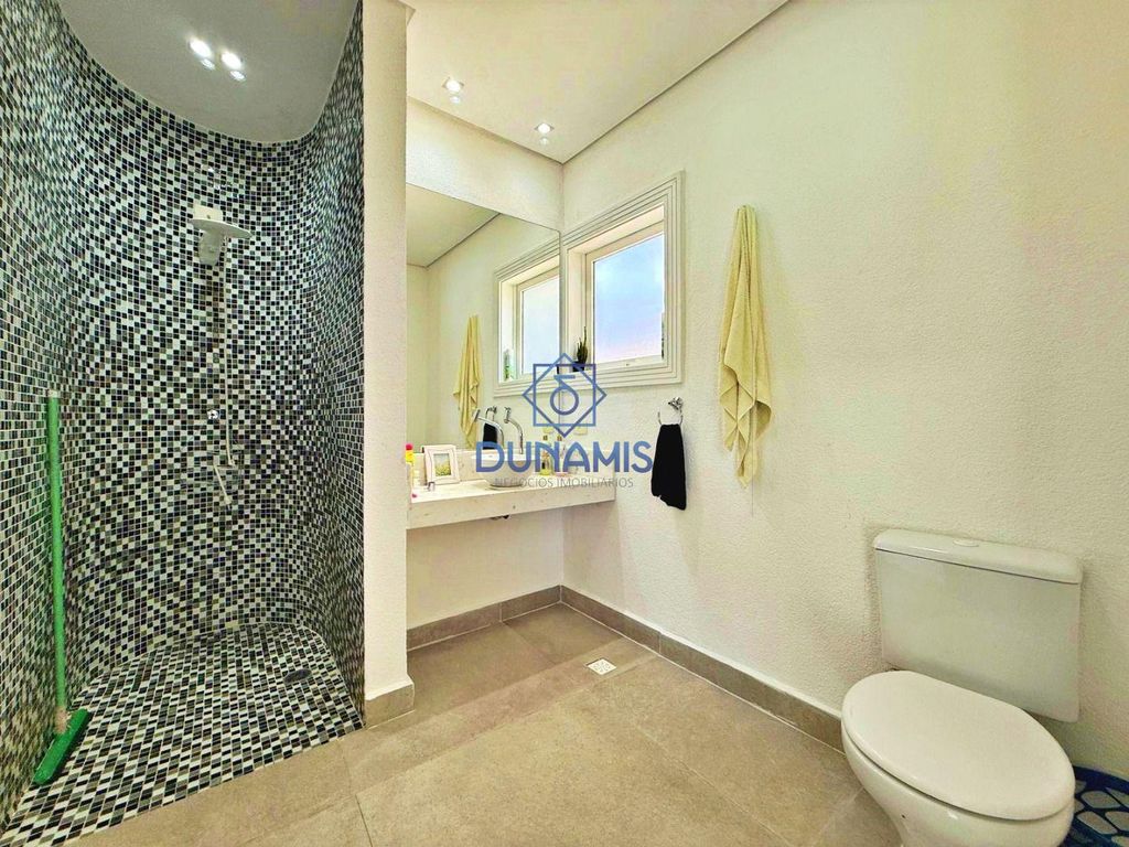 MAGNÍFICA CASA ALTO PADRÃO - ENSEADA - 4 SUÍTES - COM LAZER em Enseada, Guarujá — foto 56