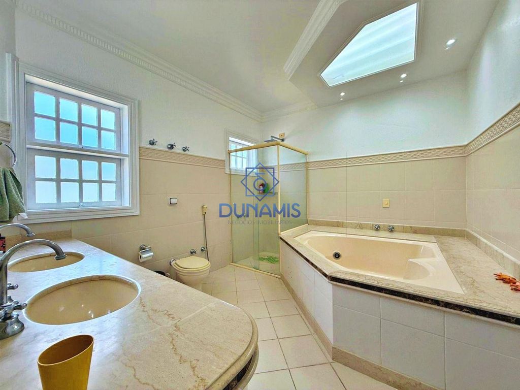 MAGNÍFICA CASA ALTO PADRÃO - ENSEADA - 4 SUÍTES - COM LAZER em Enseada, Guarujá — foto 42