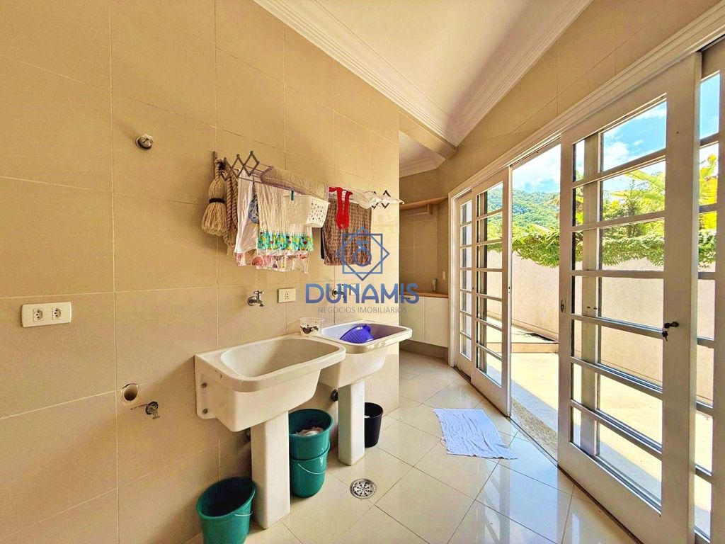 MAGNÍFICA CASA ALTO PADRÃO - ENSEADA - 4 SUÍTES - COM LAZER em Enseada, Guarujá — foto 29